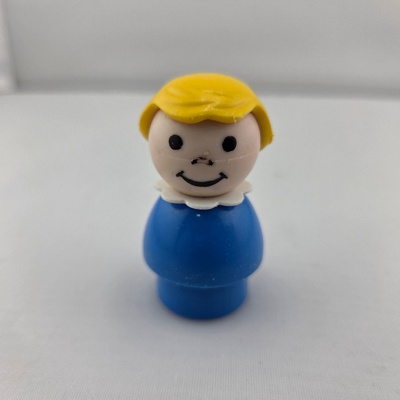 Fisher-Price Other - Vintage Fisher Price Little People Blonde Girl Blue Body White Scalloped Collar